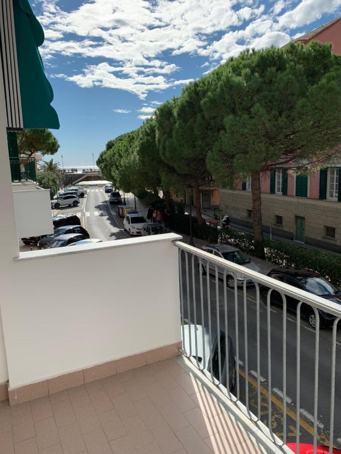 Casa Bianca 2 - Confortevole In Centro A Moneglia Exteriör bild
