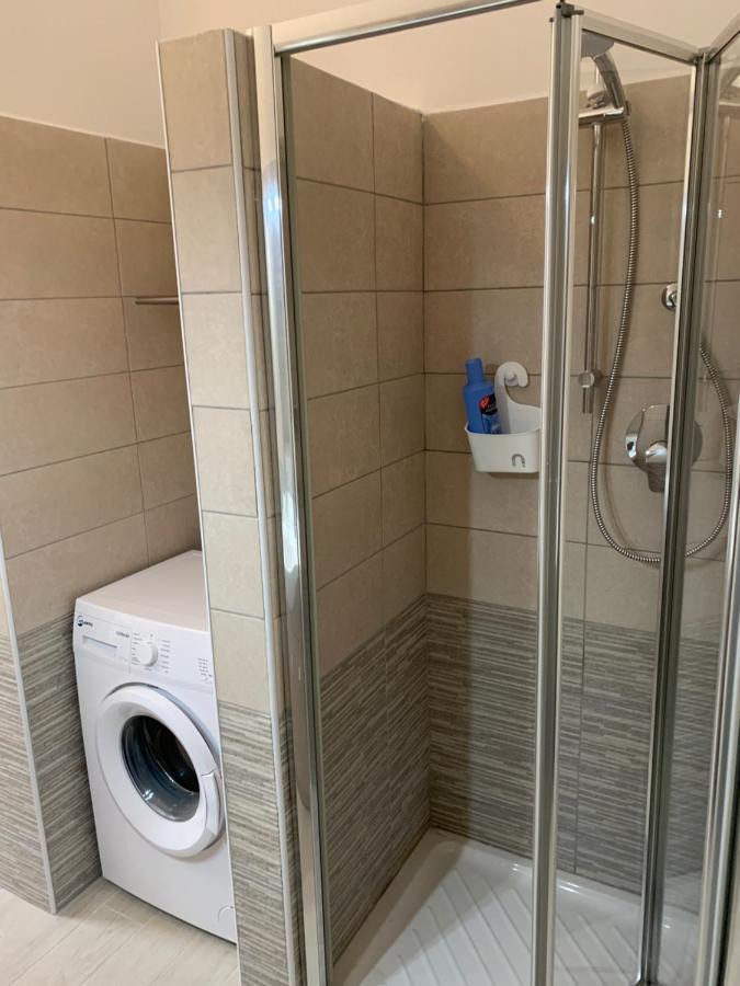 Casa Bianca 2 - Confortevole In Centro A Moneglia Exteriör bild