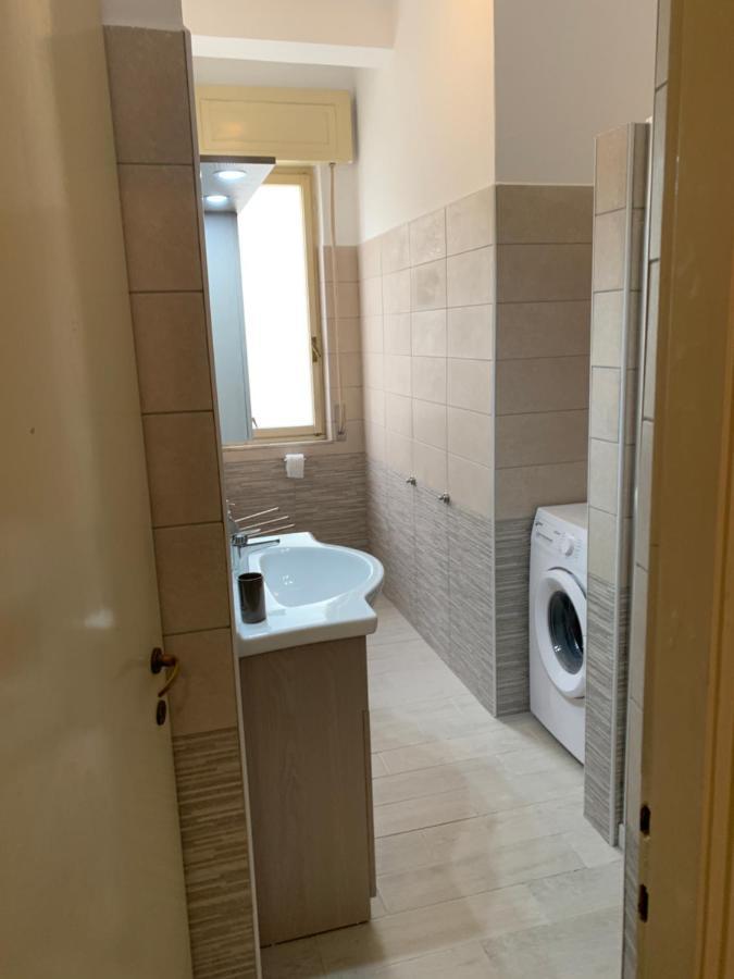 Casa Bianca 2 - Confortevole In Centro A Moneglia Exteriör bild